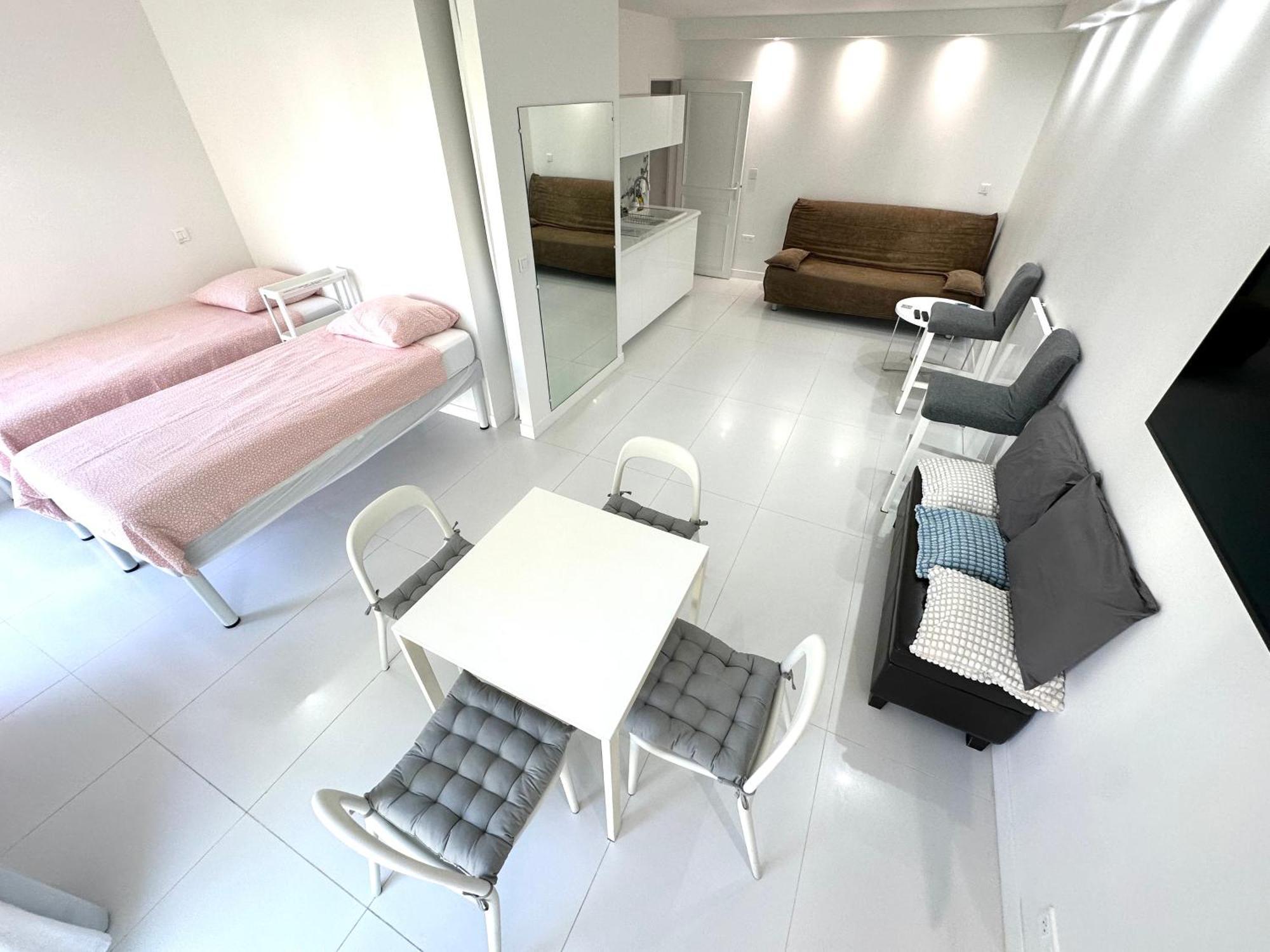 Studio Trip In Paris - Gare De L'Est Apartment Exterior photo